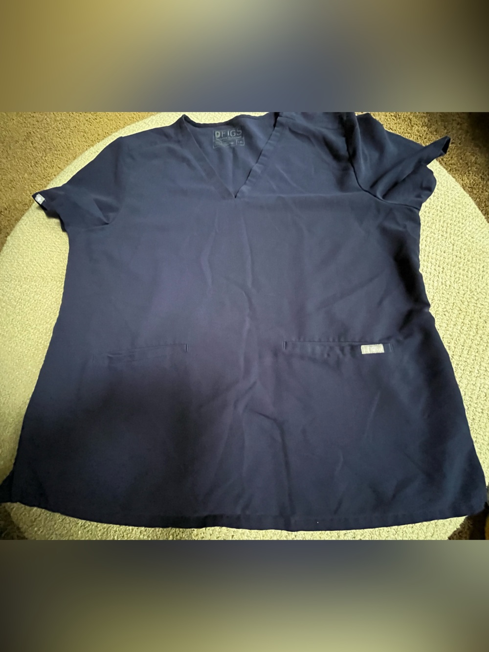 Figs Men’s Navy V-Neck Scrub Top
